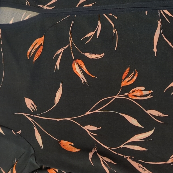 2/$10 Ivanka Trump long sleeve top - Picture 3 of 5